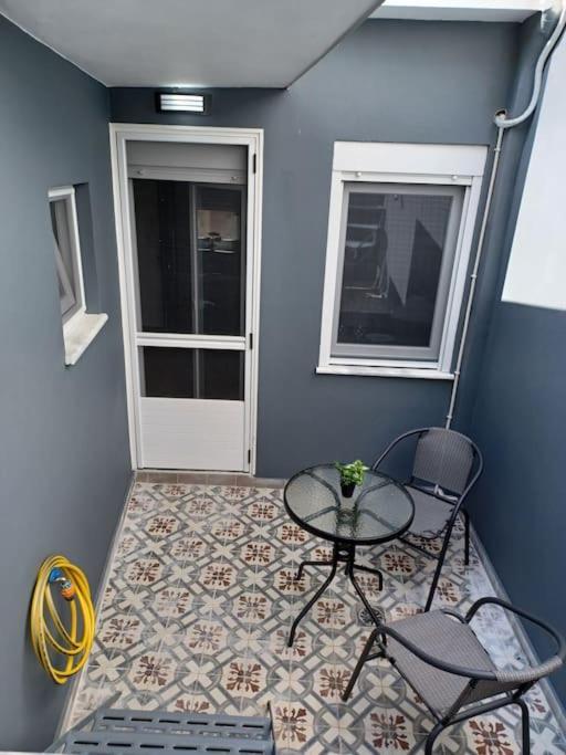 Petite Suite With Backyard. Mytilene Exterior foto